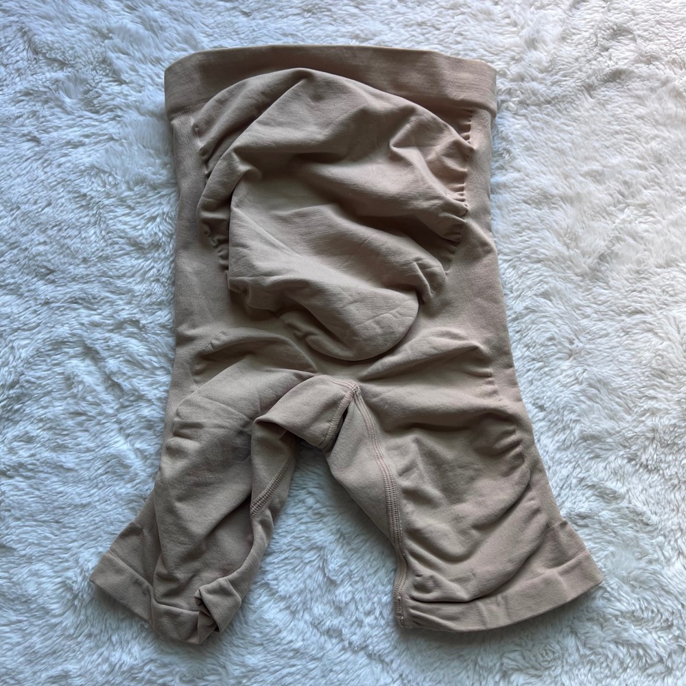 SKIMS Maternity Sculpting Short Mid Thigh Nude Shapewear S/M‎ SH-MTS-0105 NWOT